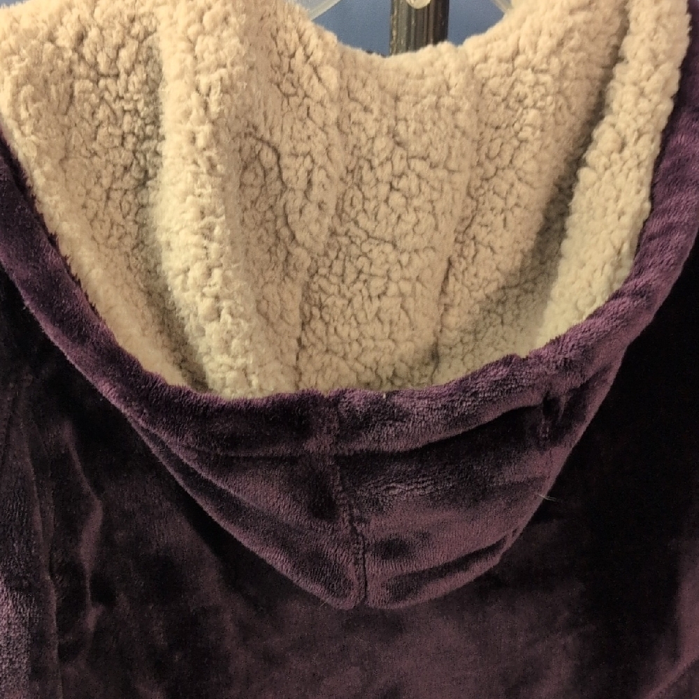 Weatherproof Purple and Cream Puffer Jacket with Sherpa Lining - Picture 6 of 6